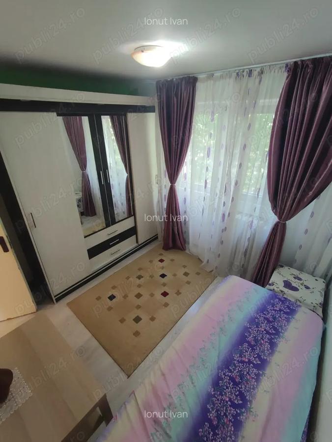 Apartament 2 camere decomandat sector 4 - 2
