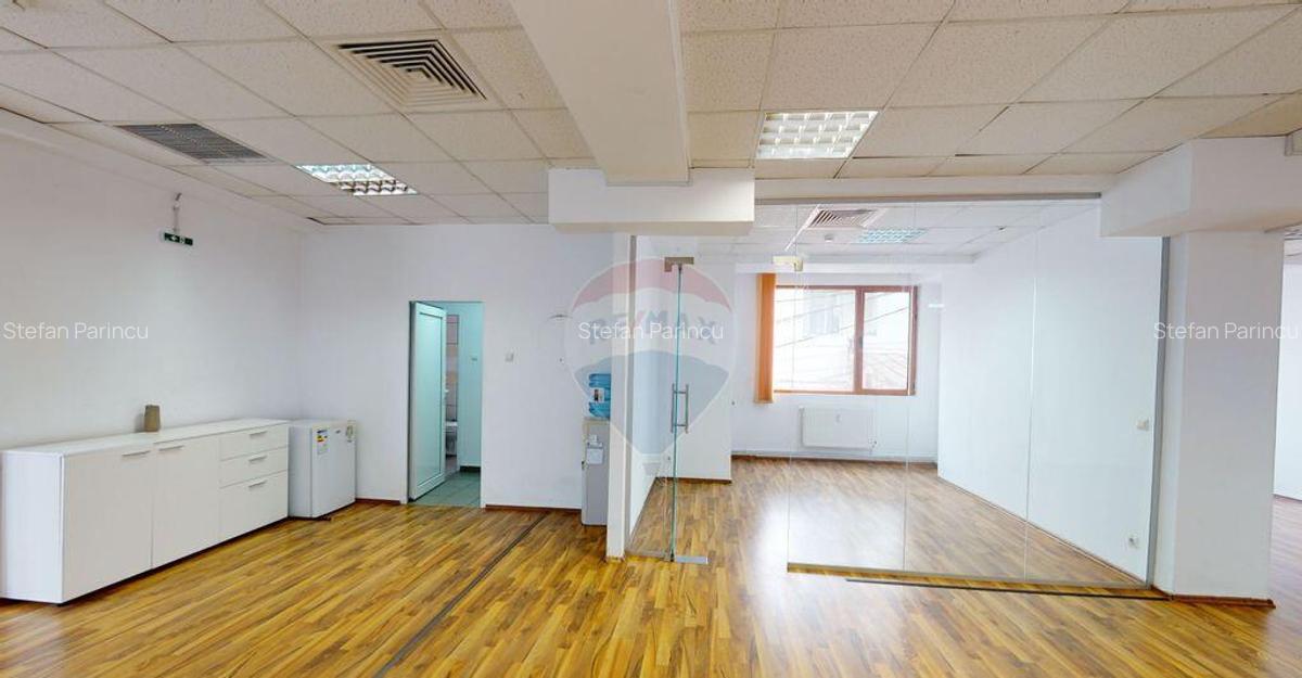 Spa?iu de birouri de 215 mp de inchiriat in zona Calea... - 2