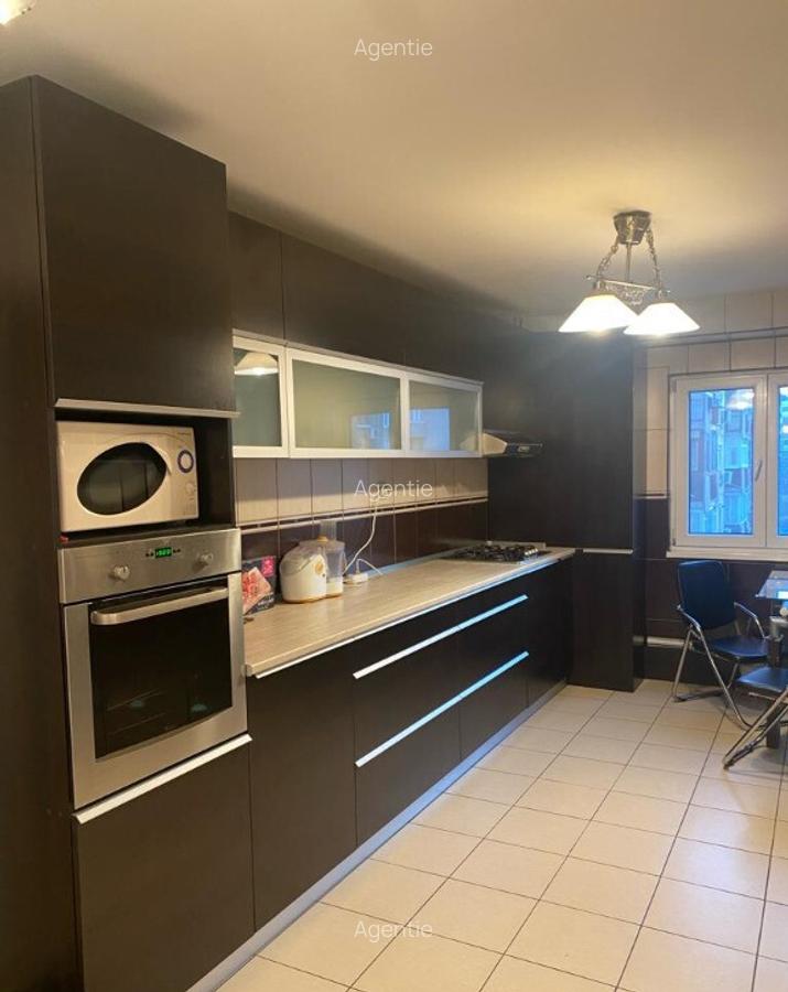 Apartament 3 camere zona Tineretului - 1