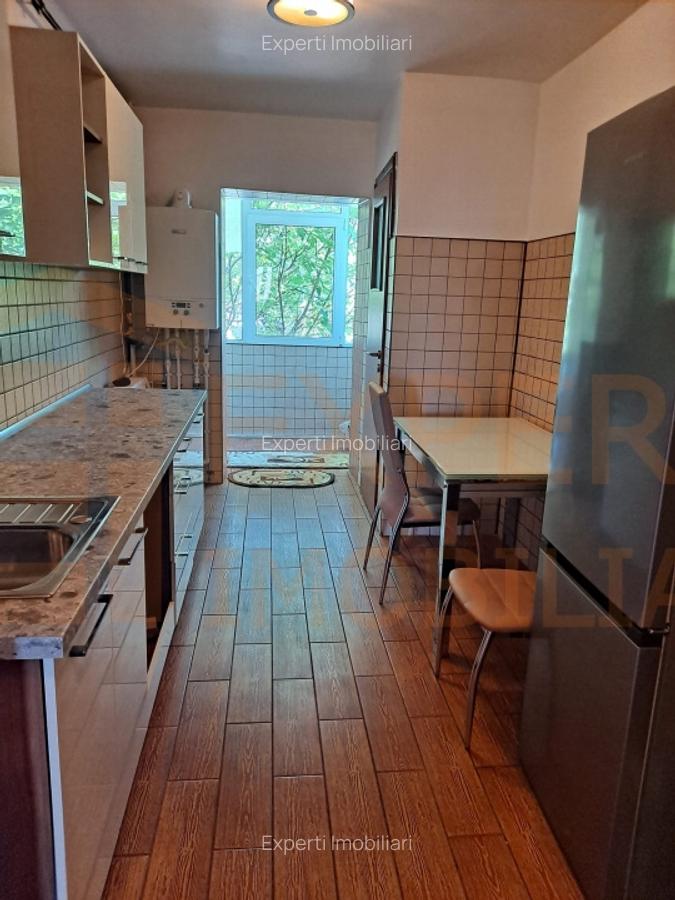 Apartament 3 camere zona Dacia, Constanta - 2