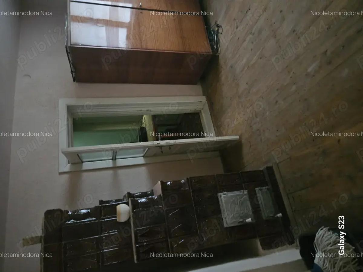 Vand casa in Lanurile com.Ziduri la 13 km de Ramnicu Sarat. - 1 Vand casa in Lanurile com.Ziduri la 13 km de Ramnicu Sarat. - 1
