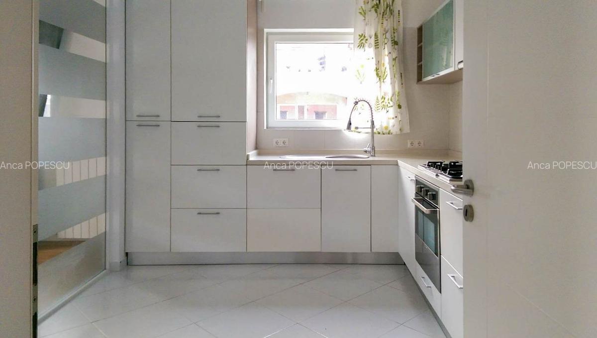 Pipera : Apartament cu 4 camere si un view deosebit! - 4