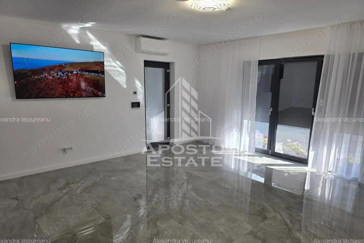 Casa pe parter, individuala de vanzare, 5 camere, 3 bai, Girocului - 10