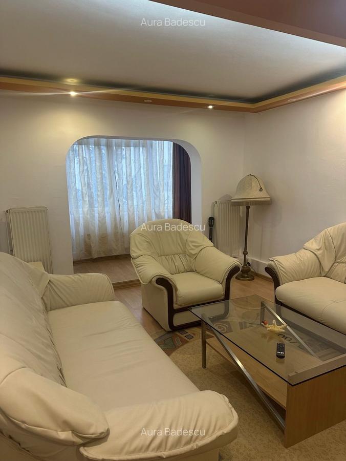 Apartament 3 camere - central - 2