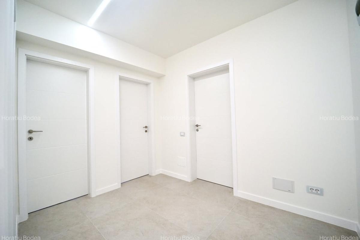 Apartament cu 3 camere semidecomandat în Zorilor - 11