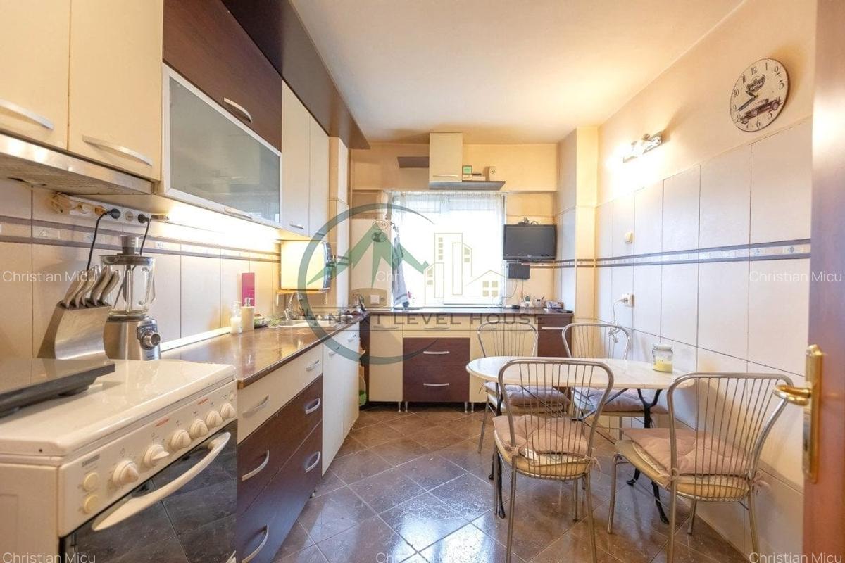Apartament de 4 camere, Centru Civic - Toamnei - 2
