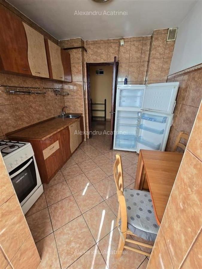 Etaj 1 - Nicolina Str. Salciilor, 2 camere decomandat 52mp, liber - 12
