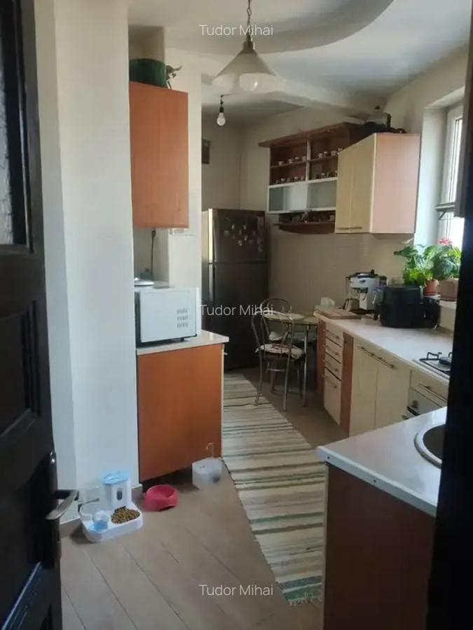 Apartament cu 3 camere in Imobil Interbelic - 5