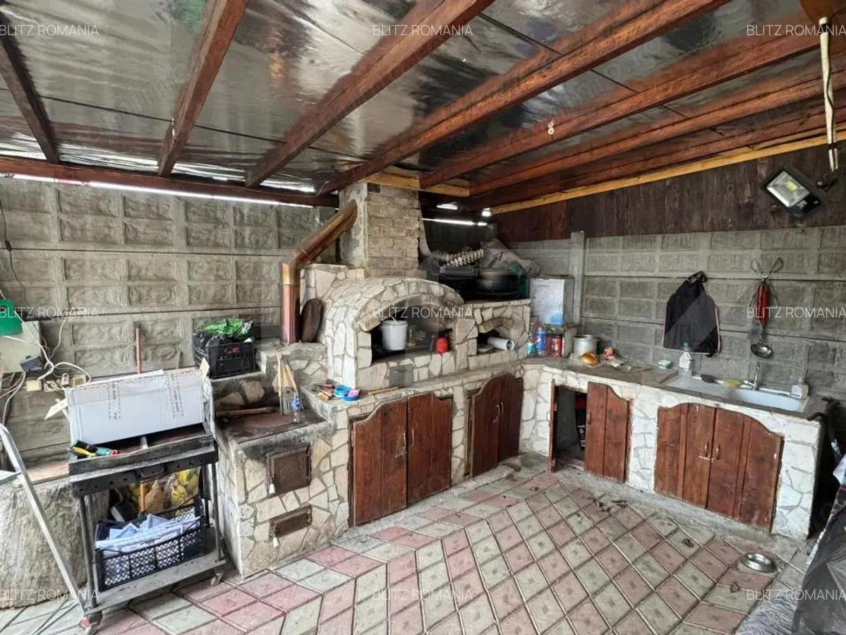 Casa cu 5 camere 300 mp in Hunedoara - 11