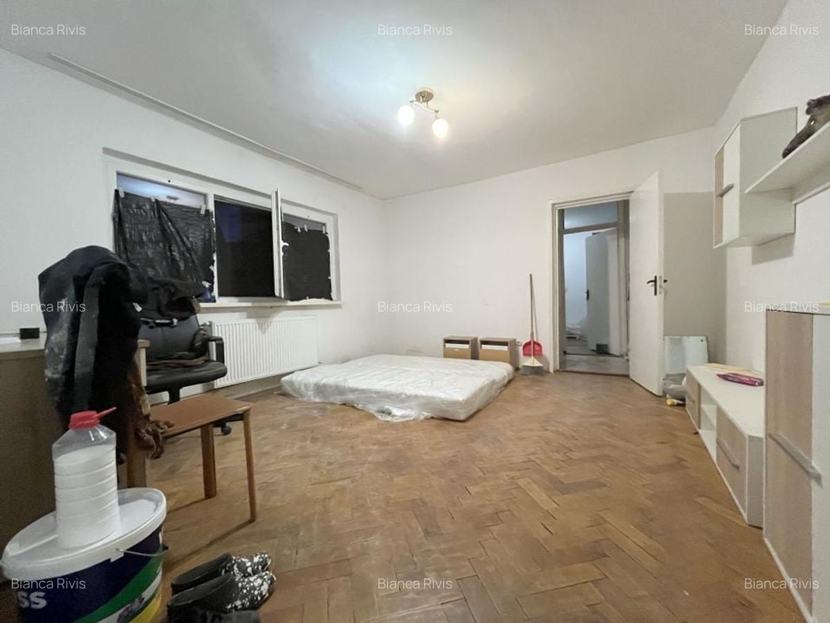 Apartament 2 camere de vânzare – parter, zonă Lipovei - 1