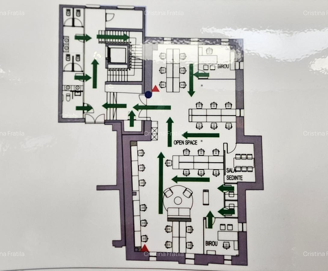 Inchiriere etaj 1 - Piata Romana - 10