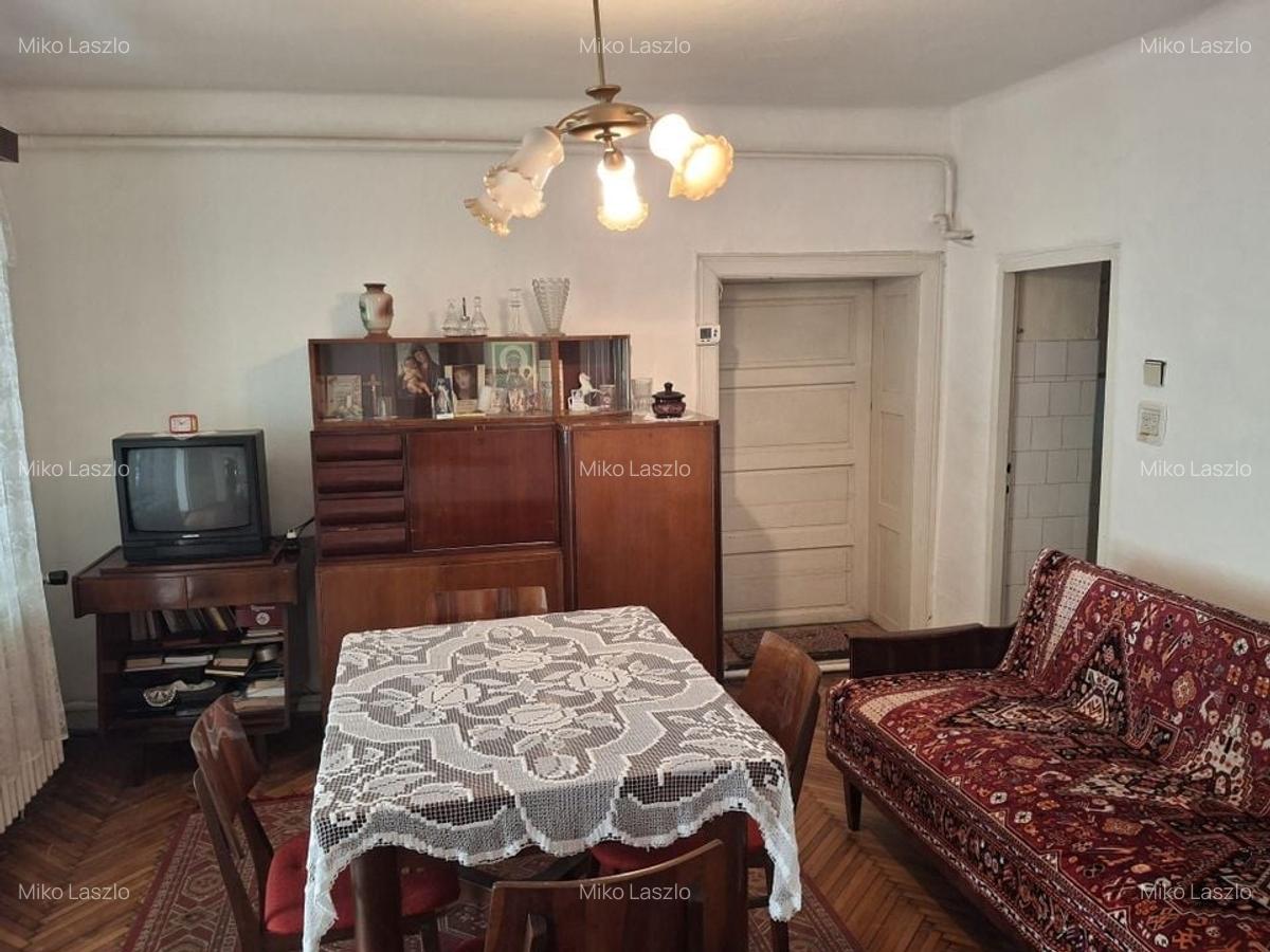 Casa de vanzare in Baciu. - 2 Casa de vanzare in Baciu. - 2