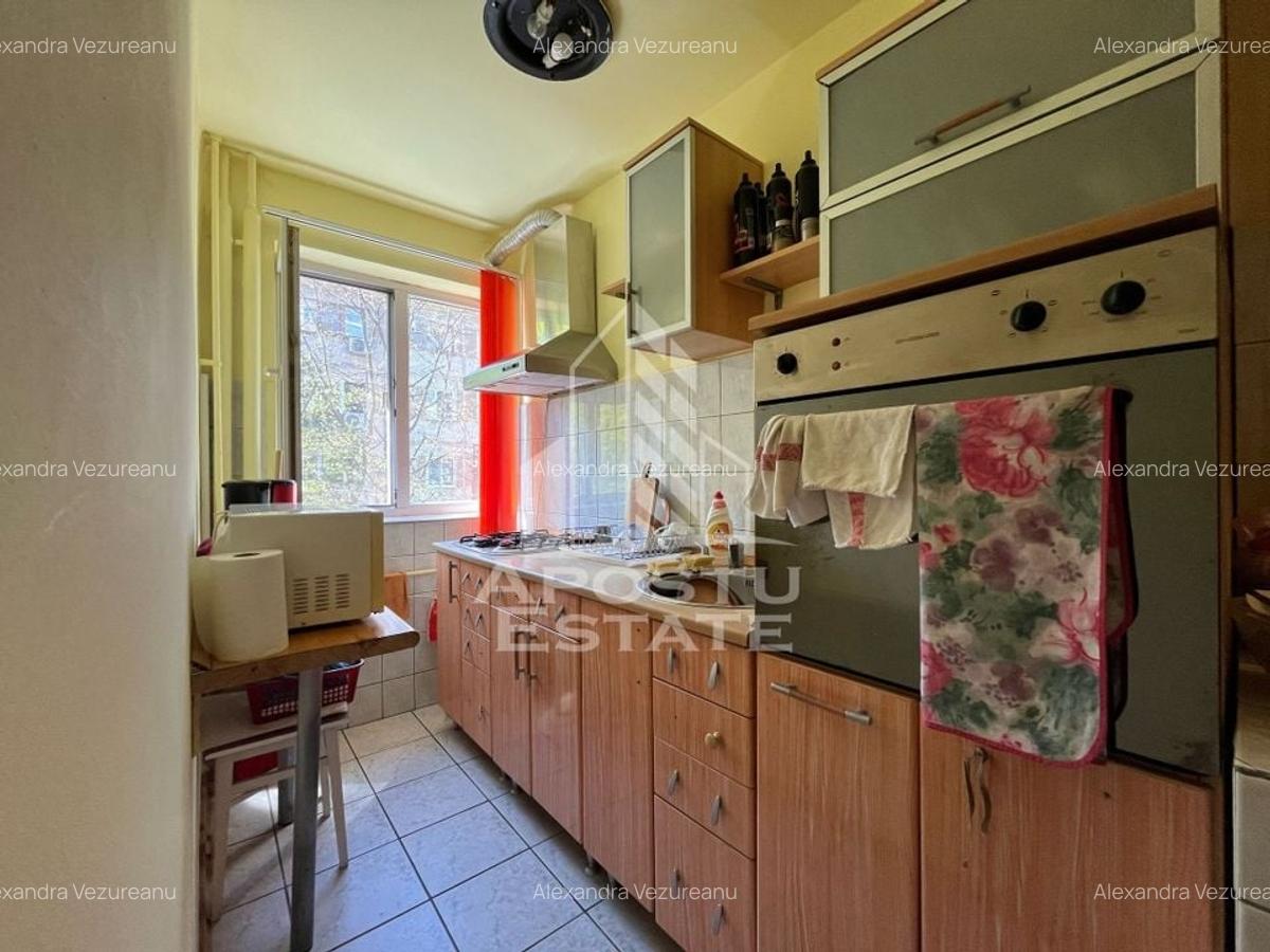 Apartament cu 3 camere decomandat, mobilat în Dacia - 4