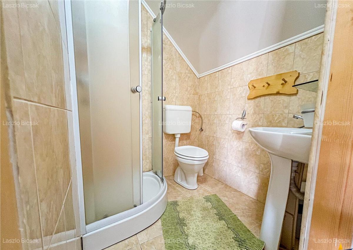 FILM! Locatie de Top,domeniu de 3.801 mp intravilan:rezident - 9