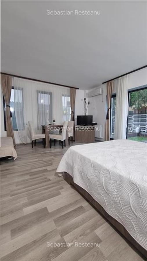 Studio Spatios cu Curte Proprie la Cativa Pasi de Mare, Mamaia Nord - 1