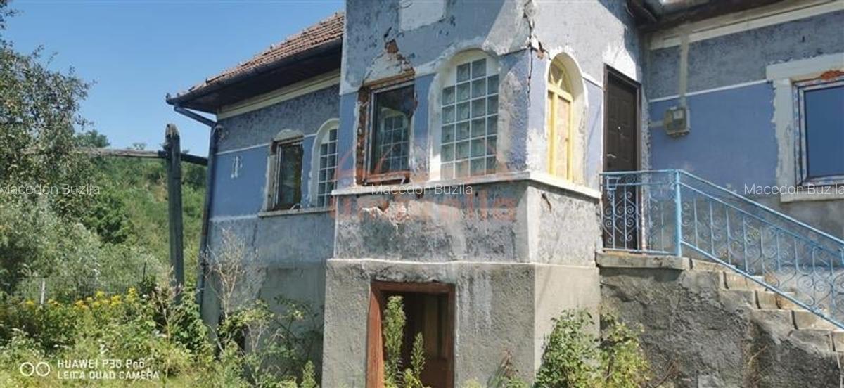 De vanzare casa si grajd +3000/? teren livada in Sumurducu - Sanpaul - 5