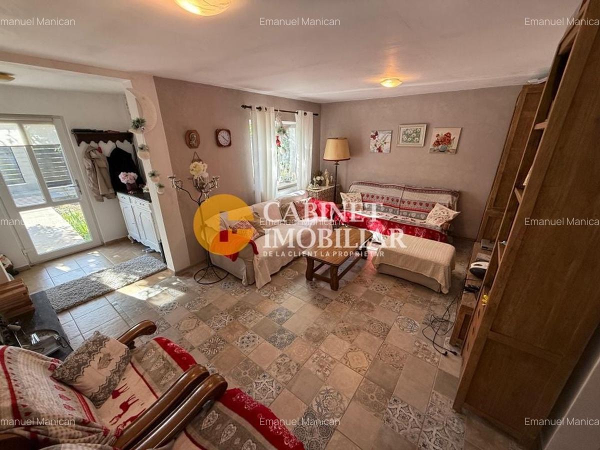 Aroneanu - Casa la asfalt - 420mp teren - 3 camere - Canalizare - 6