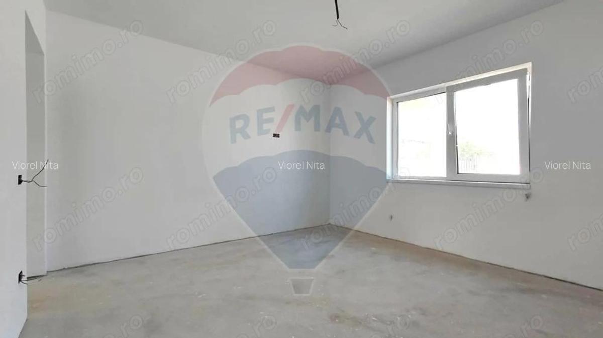 Casa / Vila cu teren 371 mp de vanzare in Cumpana - 8