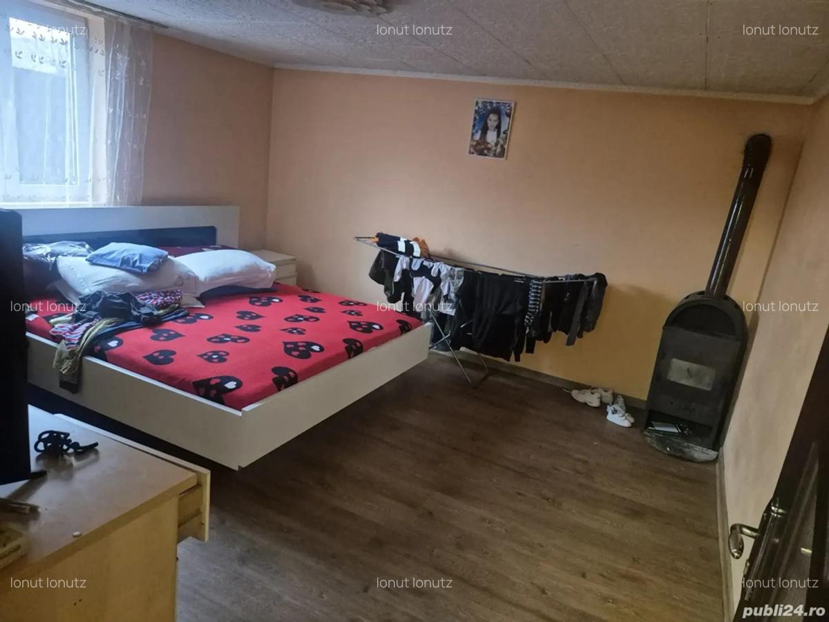 Casa de vinzare linga rupea jud bv - 2