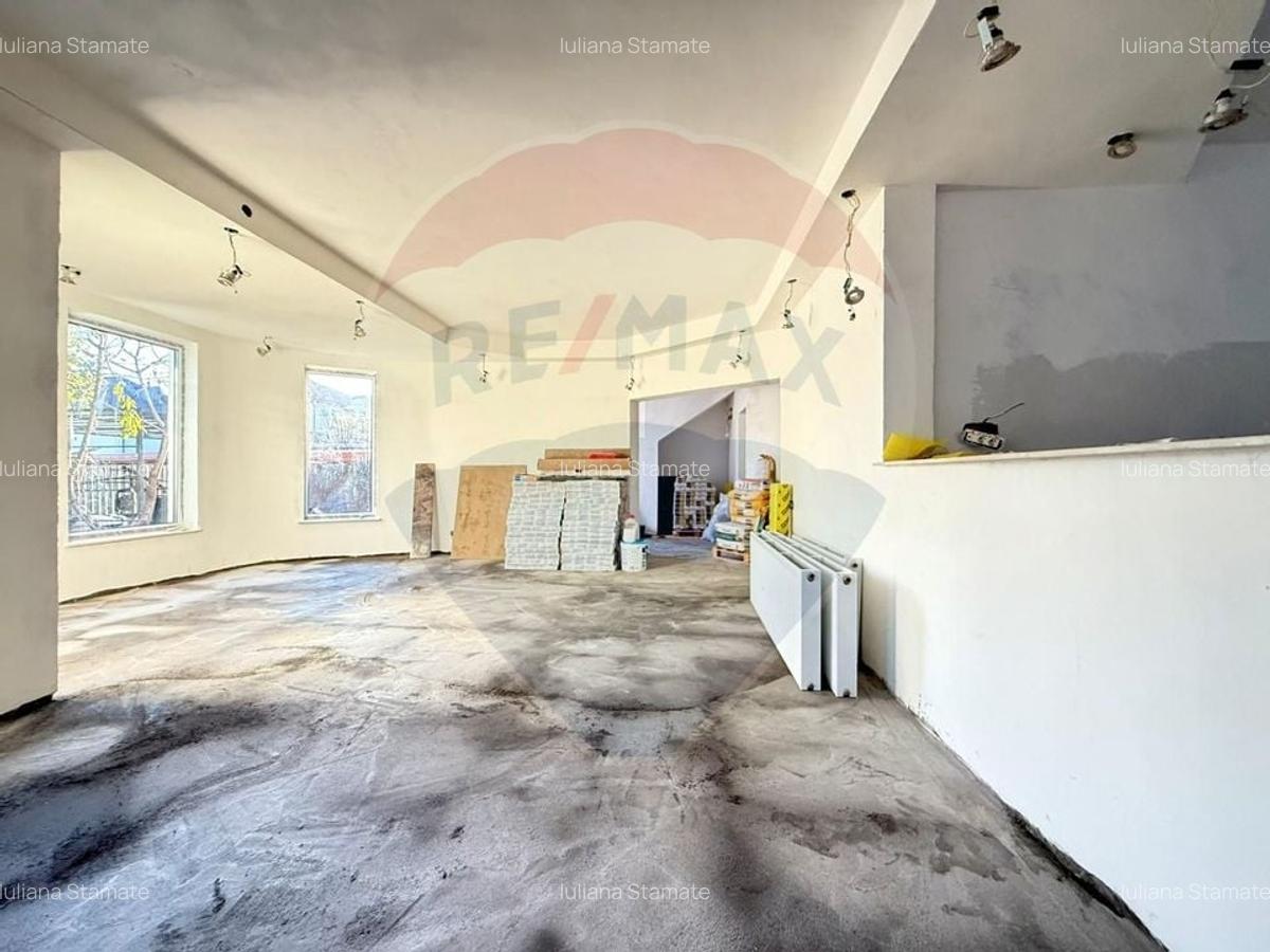 Casa de vanzare in Eforie Nord teren proprietate 300 mp - 3