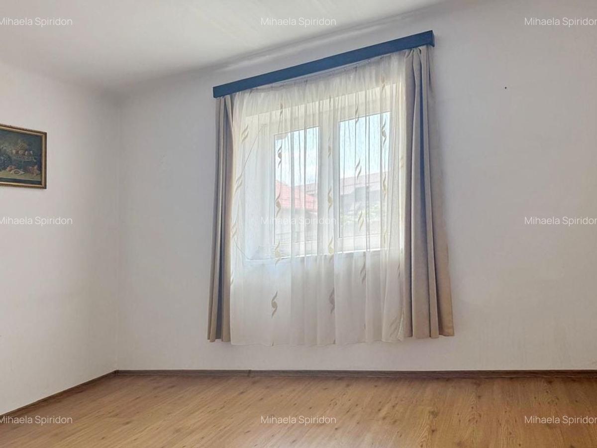 CASA CU POTENTIAL IN CARTIERUL FLORILOR - 10