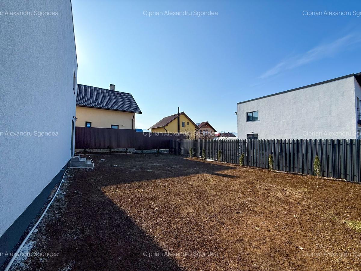 Duplex Intabulat In Izvor De Vanzare 110 mp Utili 258 mp Teren - 7 Duplex Intabulat In Izvor De Vanzare 110 mp Utili 258 mp Teren - 7