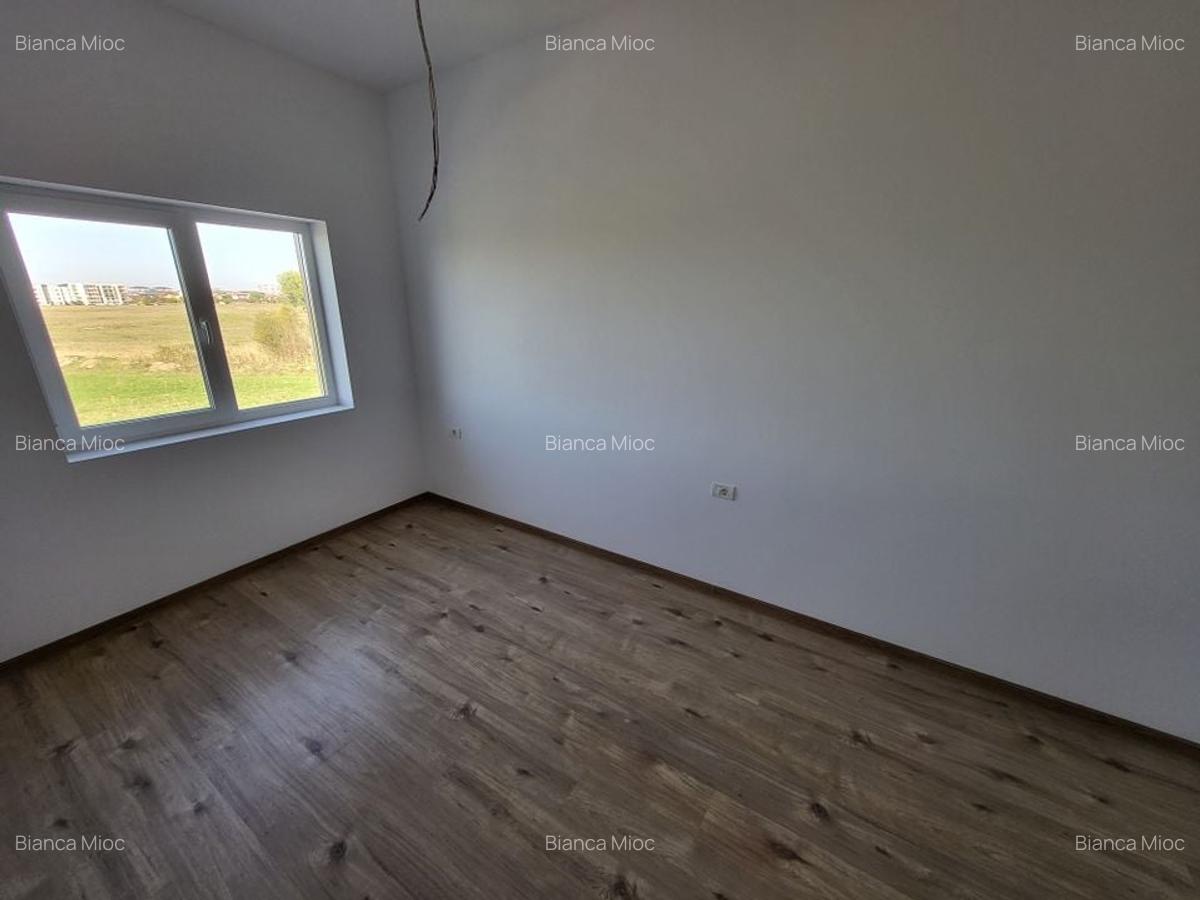 Apartament cu 2 camere decomandat în Girocului - 4