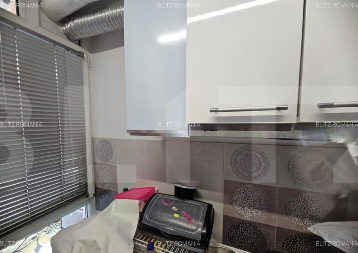 De vanzare apartament 2 camere zona Dambovi?a - 2