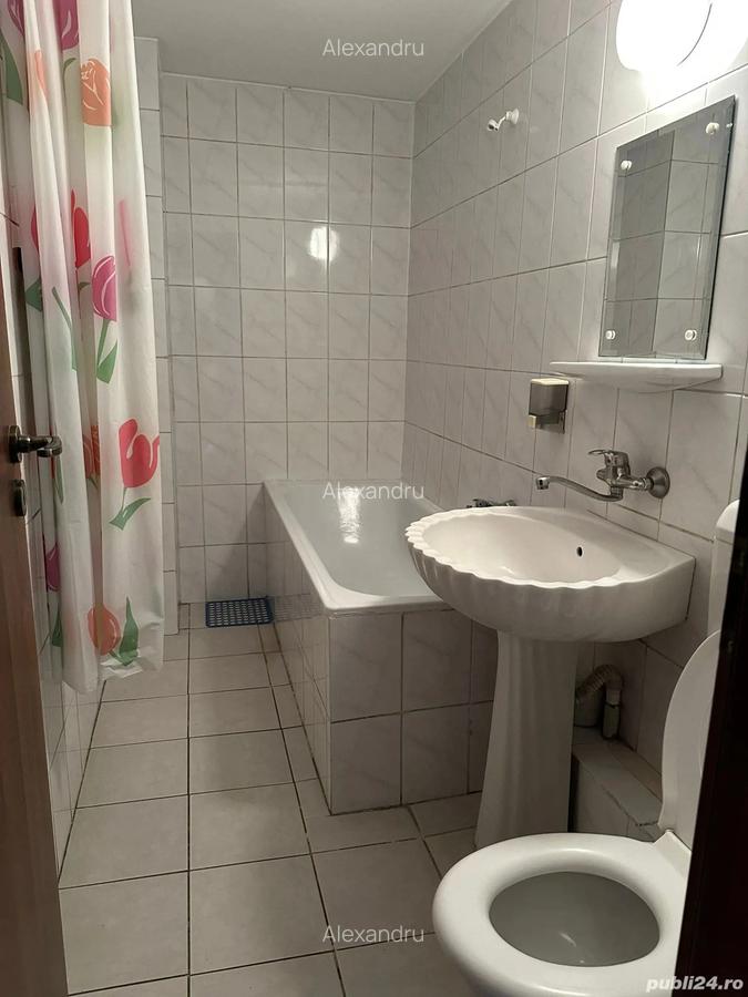 Vand apartament 3 camere, zona 13 Septembrie ! - 4 Vand apartament 3 camere, zona 13 Septembrie ! - 4