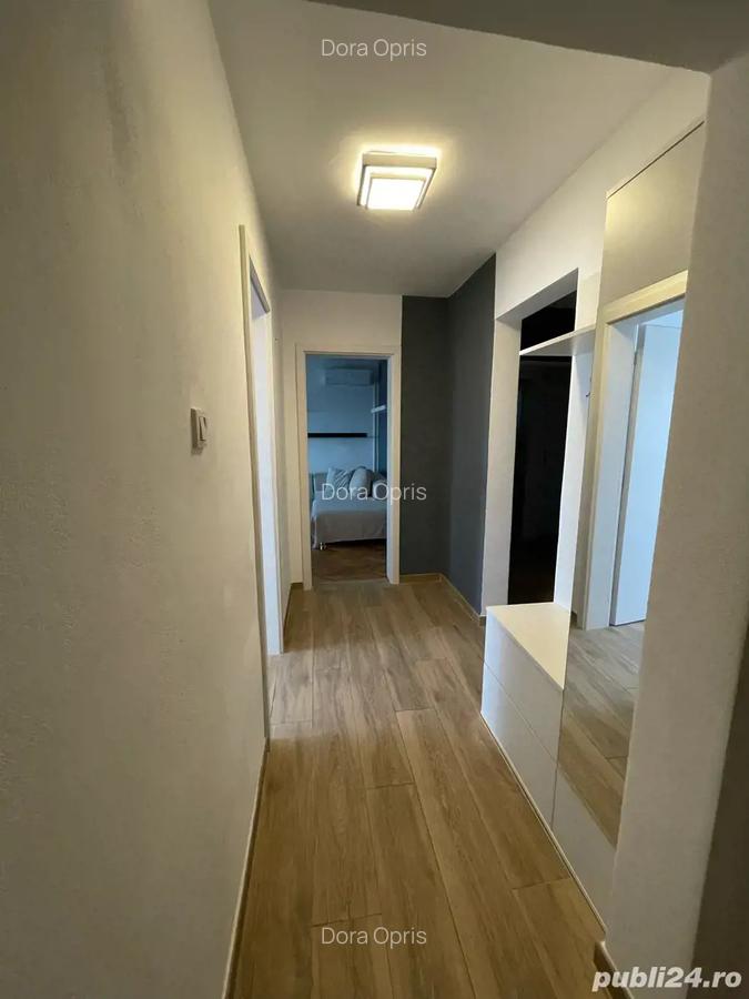 Apartament 3 camere Sannicolau Mare, ultracentral Str. Republicii, Bl. R6 65 mp + balcon - 2