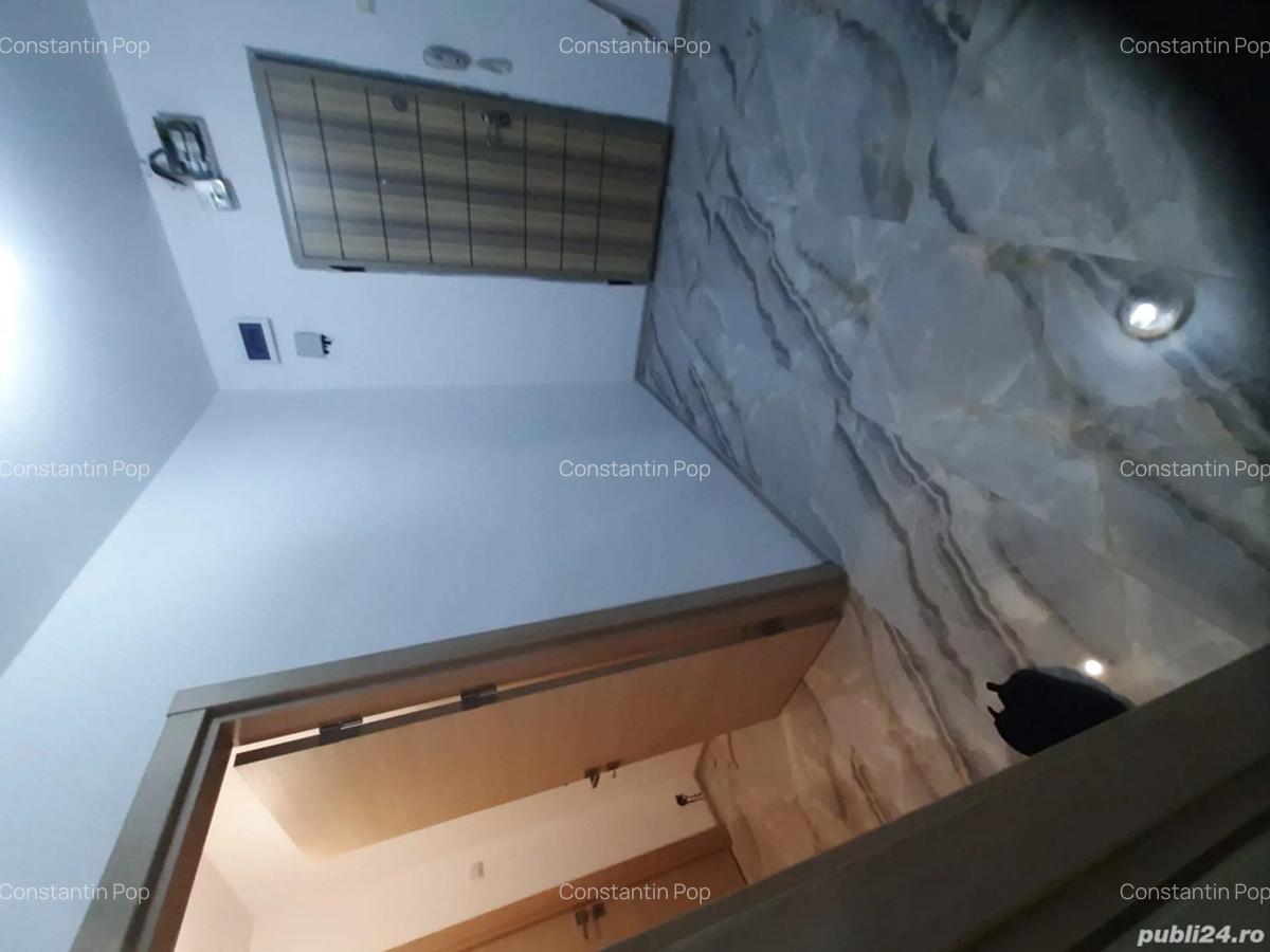 Inchiriez apartament cu 3 camere - 1