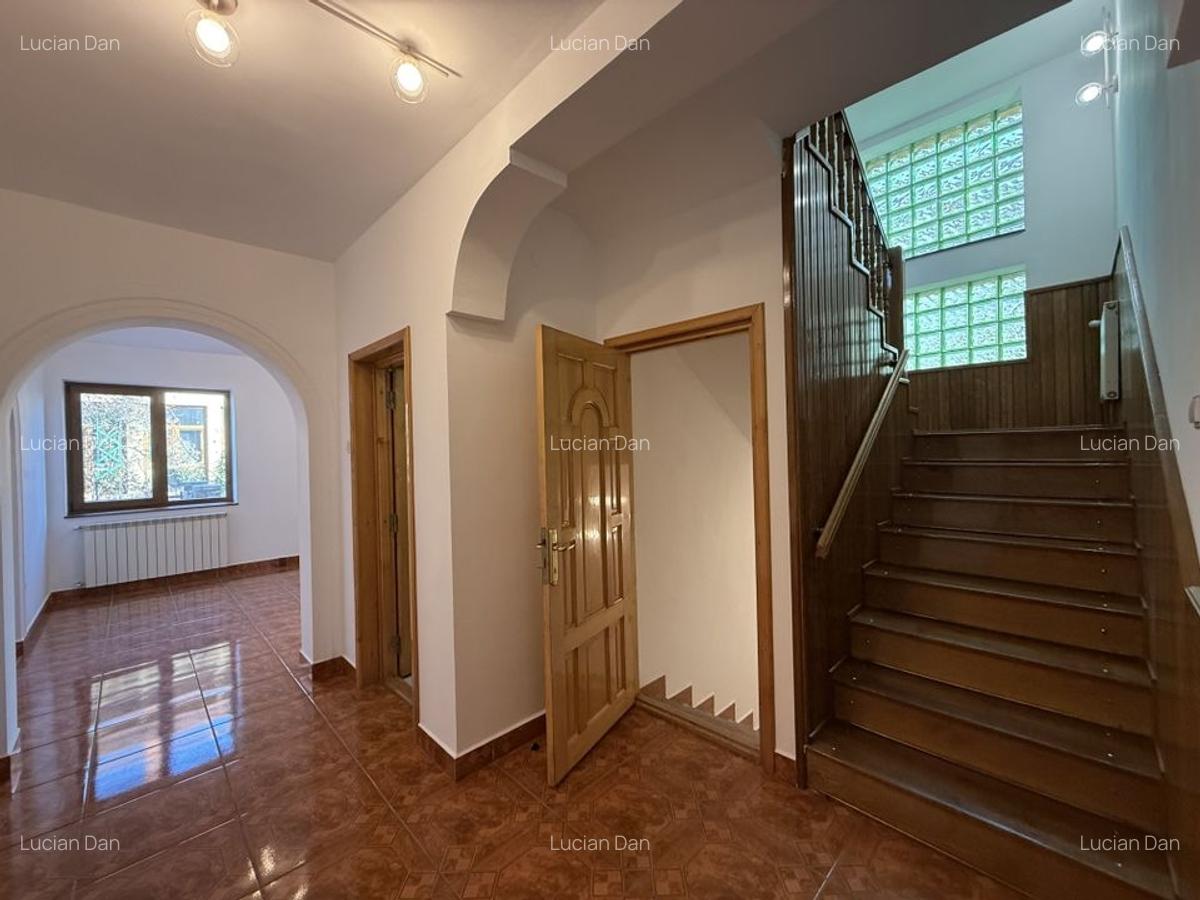 Vila spațioasă în Sisesti | 600 mp | 9 locuri de parcare | Teren 1500 mp - 6 Vila spațioasă în Sisesti | 600 mp | 9 locuri de parcare | Teren 1500 mp - 6