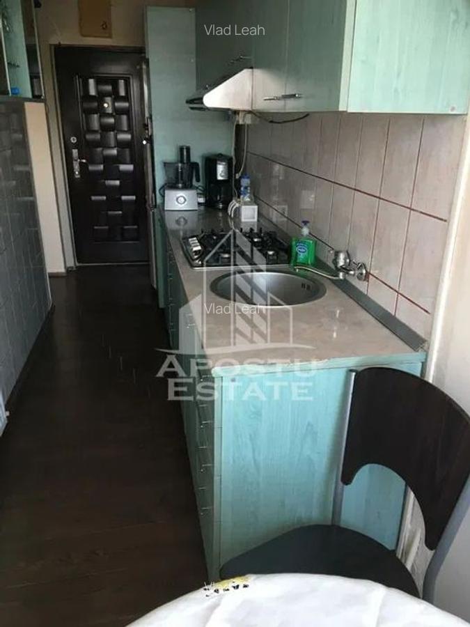 Garsonieră decomandată, mobilată în Complex Studențesc - 4