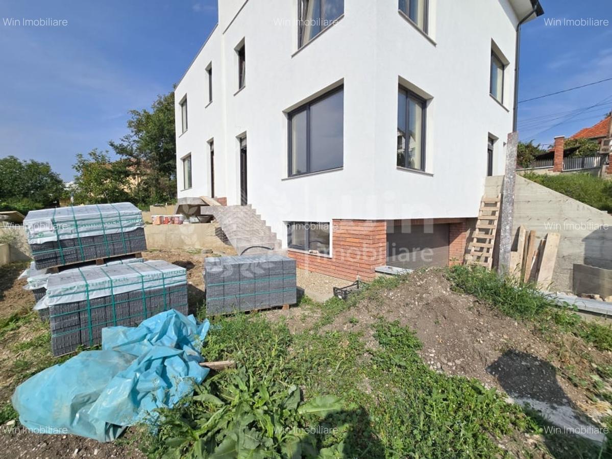 Casa tip duplex | 170mp utili | 244mp teren | Dambul Rotund | Vrancea - 1