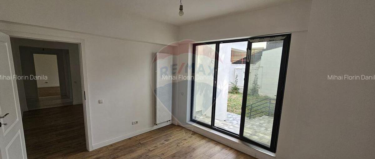 Apartament cu 3 camere de vanzare in zona Andronache - 5