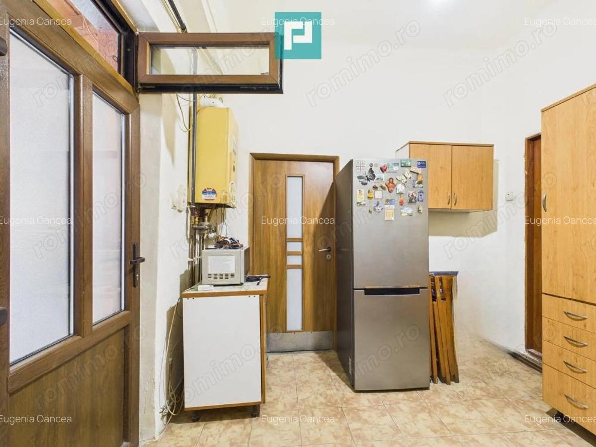 Casa la curte comuna, zona Iosefin - 6 Casa la curte comuna, zona Iosefin - 6
