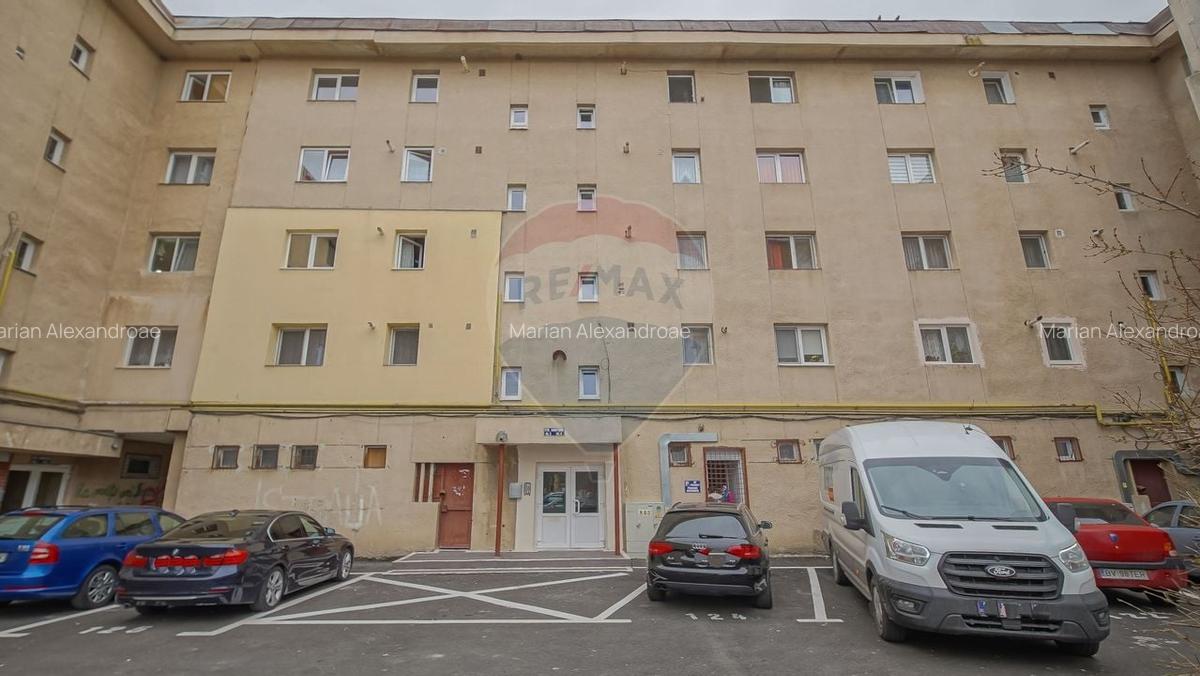 Apartament cu 3 camere decomandat în Central - 19