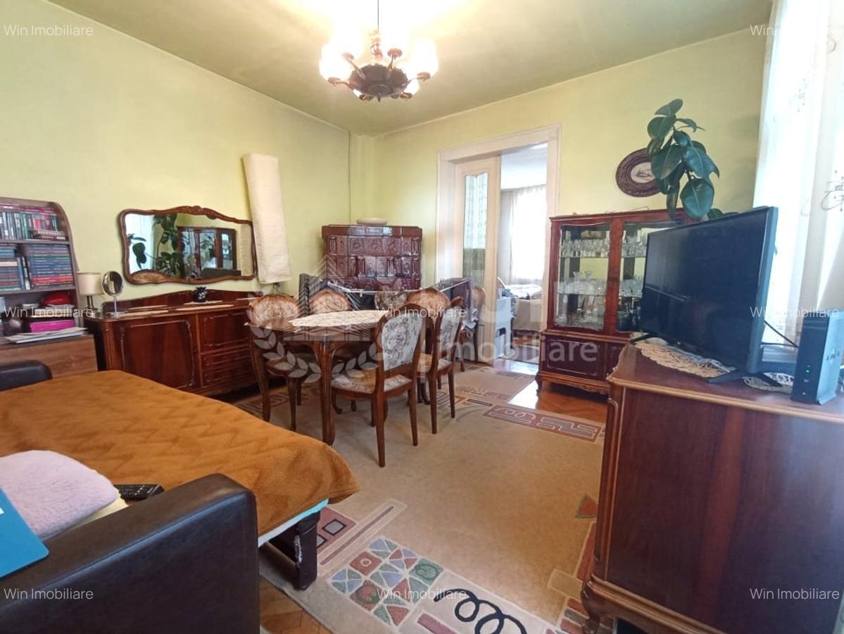 Apartament cu 3 camere semidecomandat, mobilat în Semicentral - 1