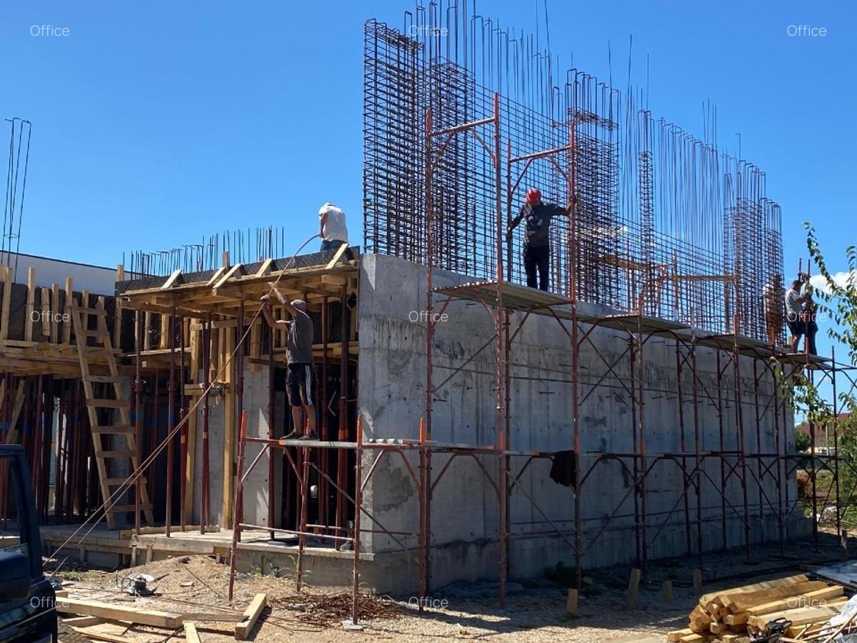 Vila Smart & Autosustenabilă din Beton Monolit – Piscină & Buncăr – Corbeanca - 11