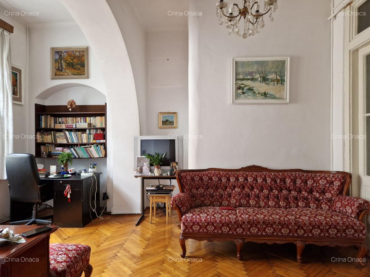 Apartament ultracentral cu garaj, str. Bisericii Ortodoxe - 8