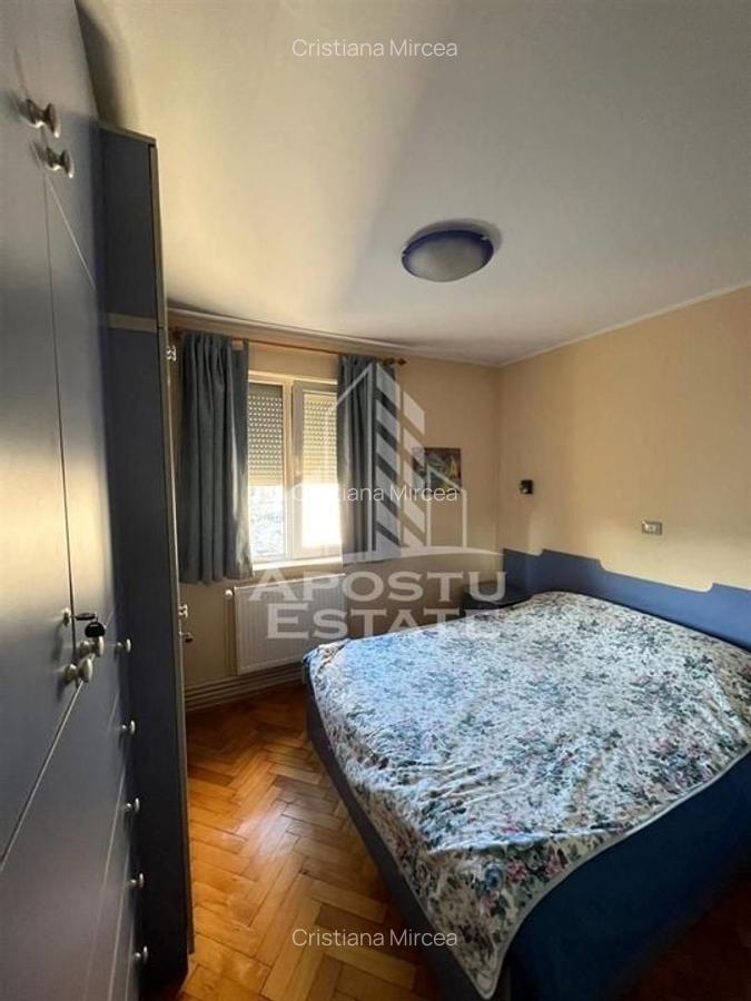 Apartament cu 3 camere semidecomandat în Central - 2