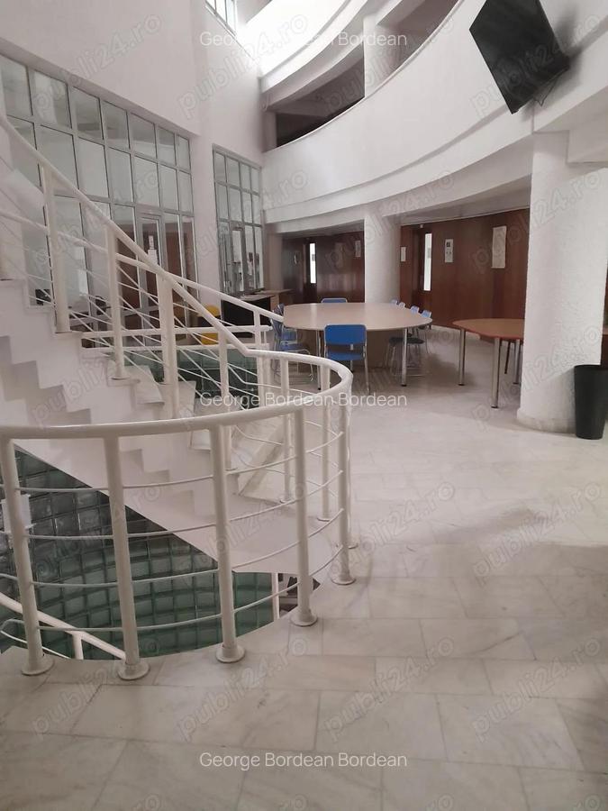 Spatii de inchiriat in Centul Civic - 2