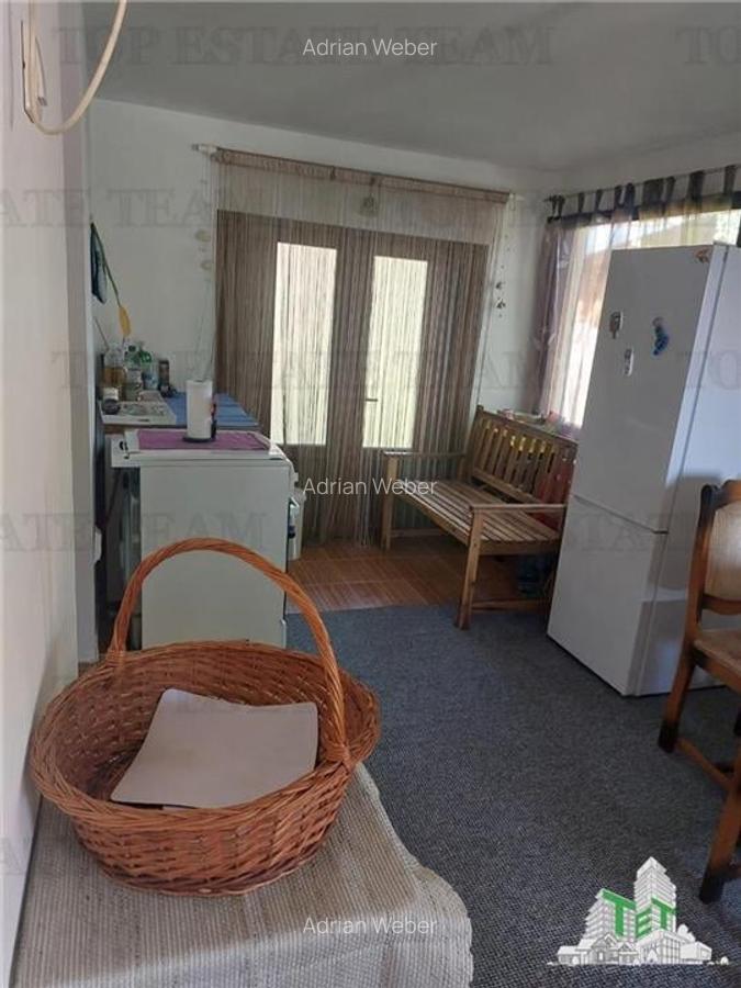 Casa individuala superba 3 camere, pivnita 24mp si teren generos 550mp in Comarn - 9