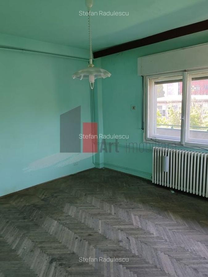Apartament cu 4 camere decomandat în Cotroceni - 4