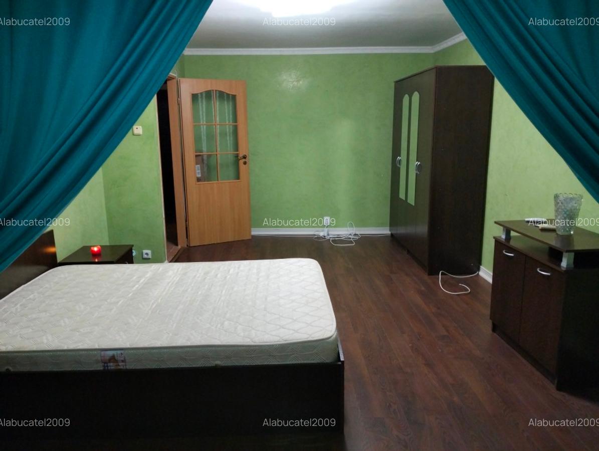 Garsoniera de vînzare in Sector 4, sos Berceni, metrou  Apărătorii Patriei - 1