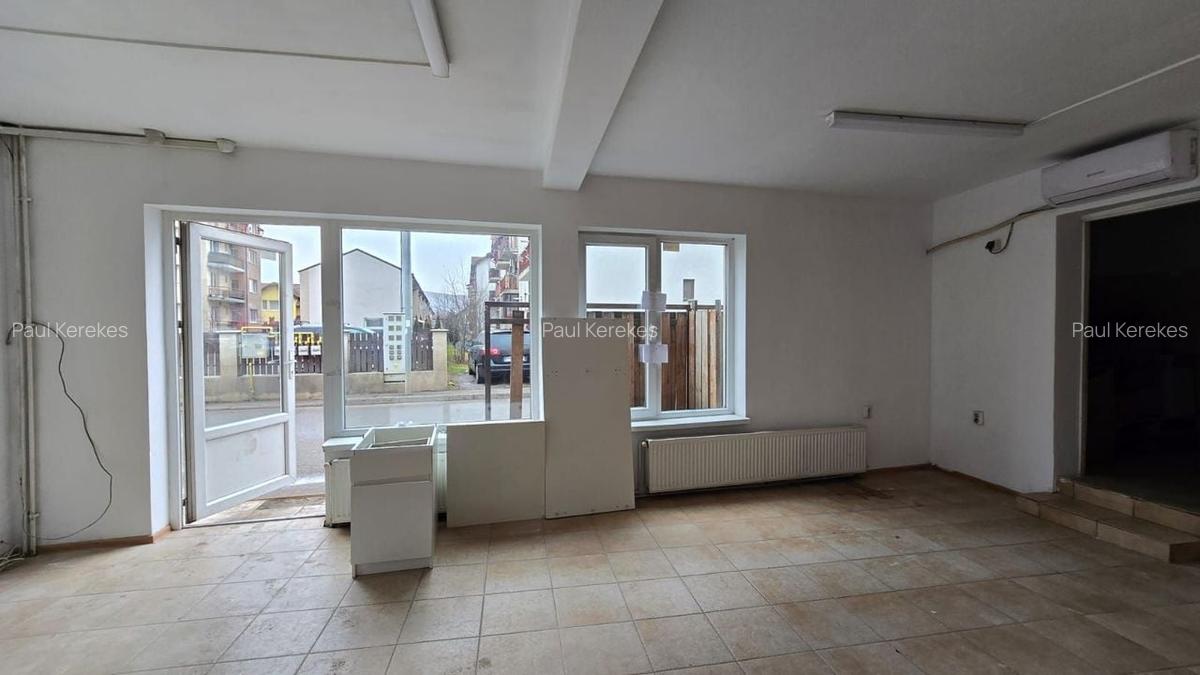 Spatiu comercial de inchiriat 40 mp strada Florilor - 4
