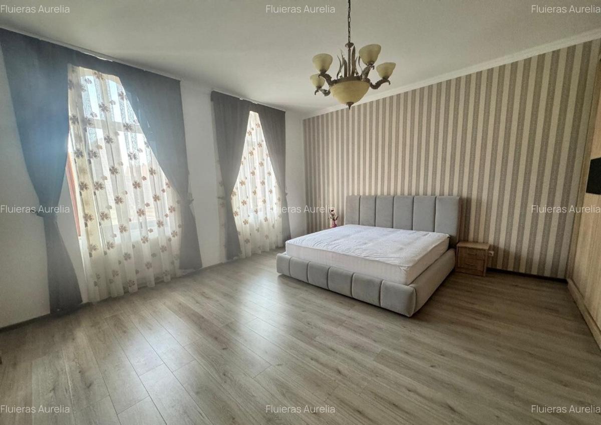 De inchiriat apartament cu 3 camere, ultracentral - 6