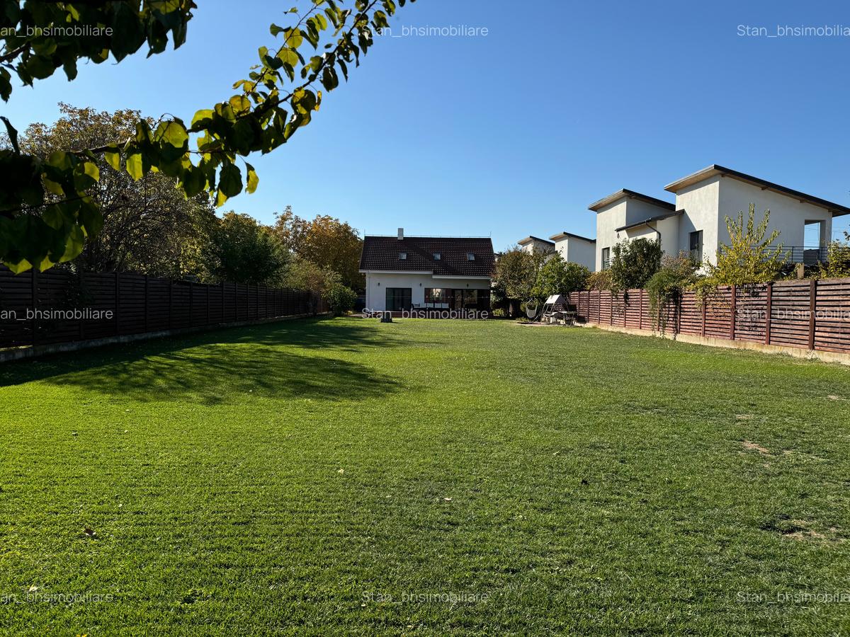 Tunari, Str. Campului, Casa tip Vila, 5 Camere, Teren 1900 mp - 12