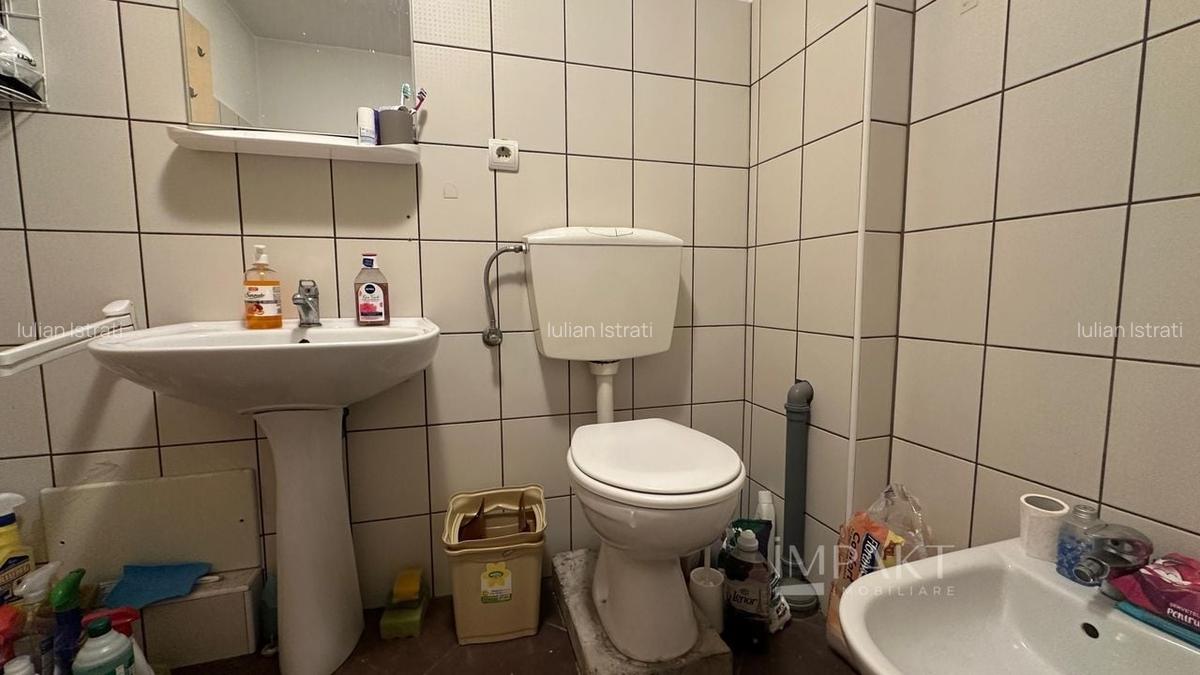 Imobil cu 5 apartamente separate, ideal pentru investitie - zona UMF! - 27