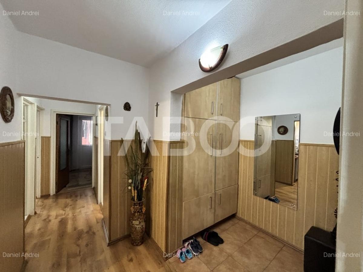 Apartament de vanzare 65mp 3 camere cu pivnita zona Valea Aurie Sibiu - 11